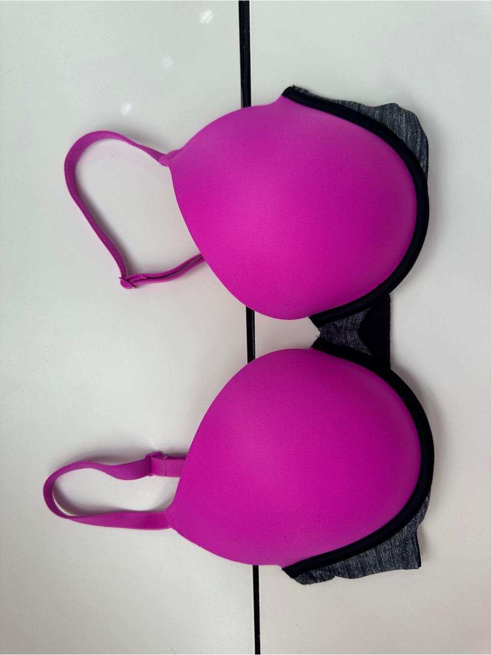 Victoria’s Secret PINK Hot Pink Push-Up Bra NWOT